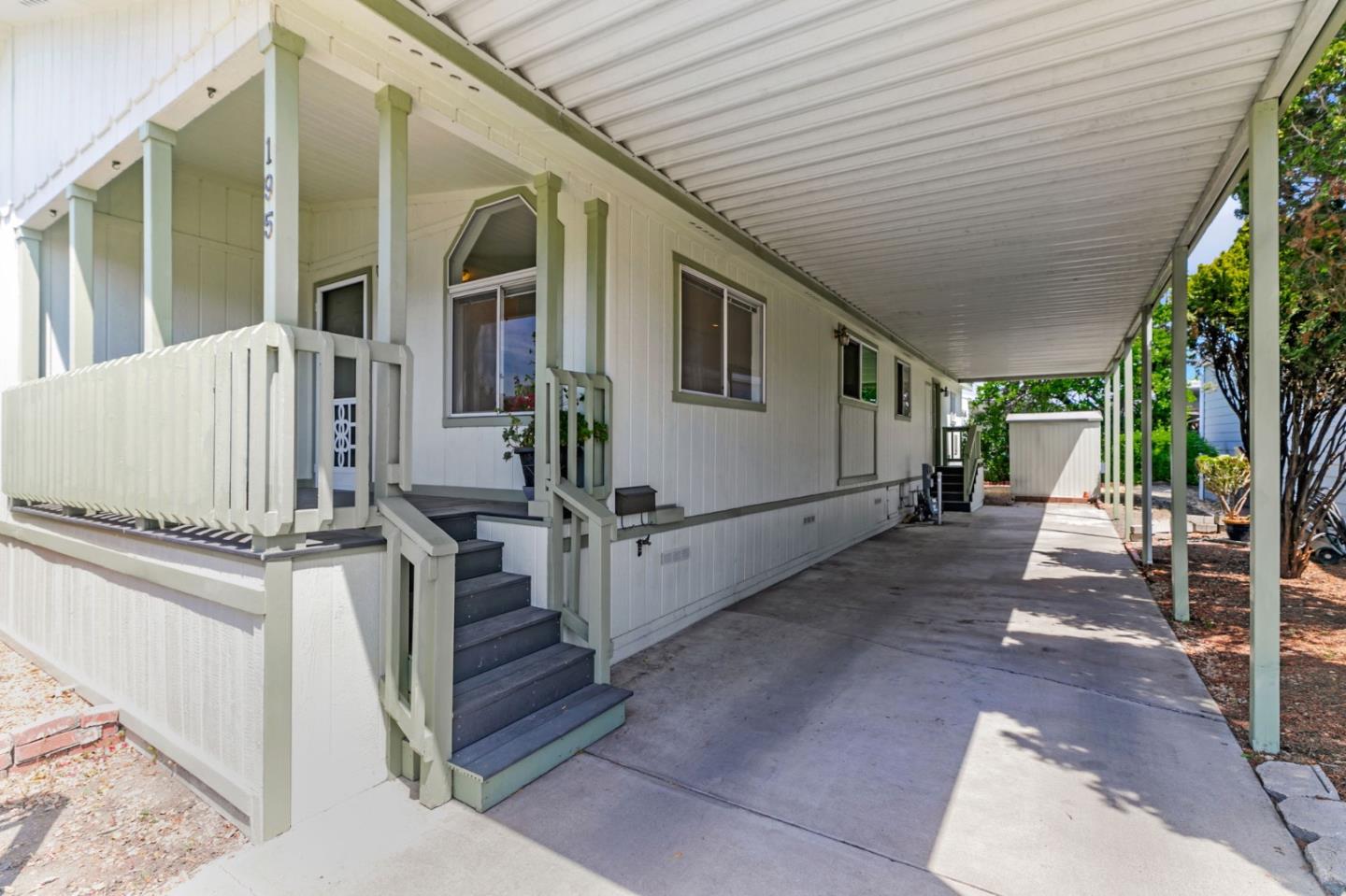 Detail Gallery Image 5 of 51 For 1220 Tasman Dr #195,  Sunnyvale,  CA 94089 - 3 Beds | 2 Baths