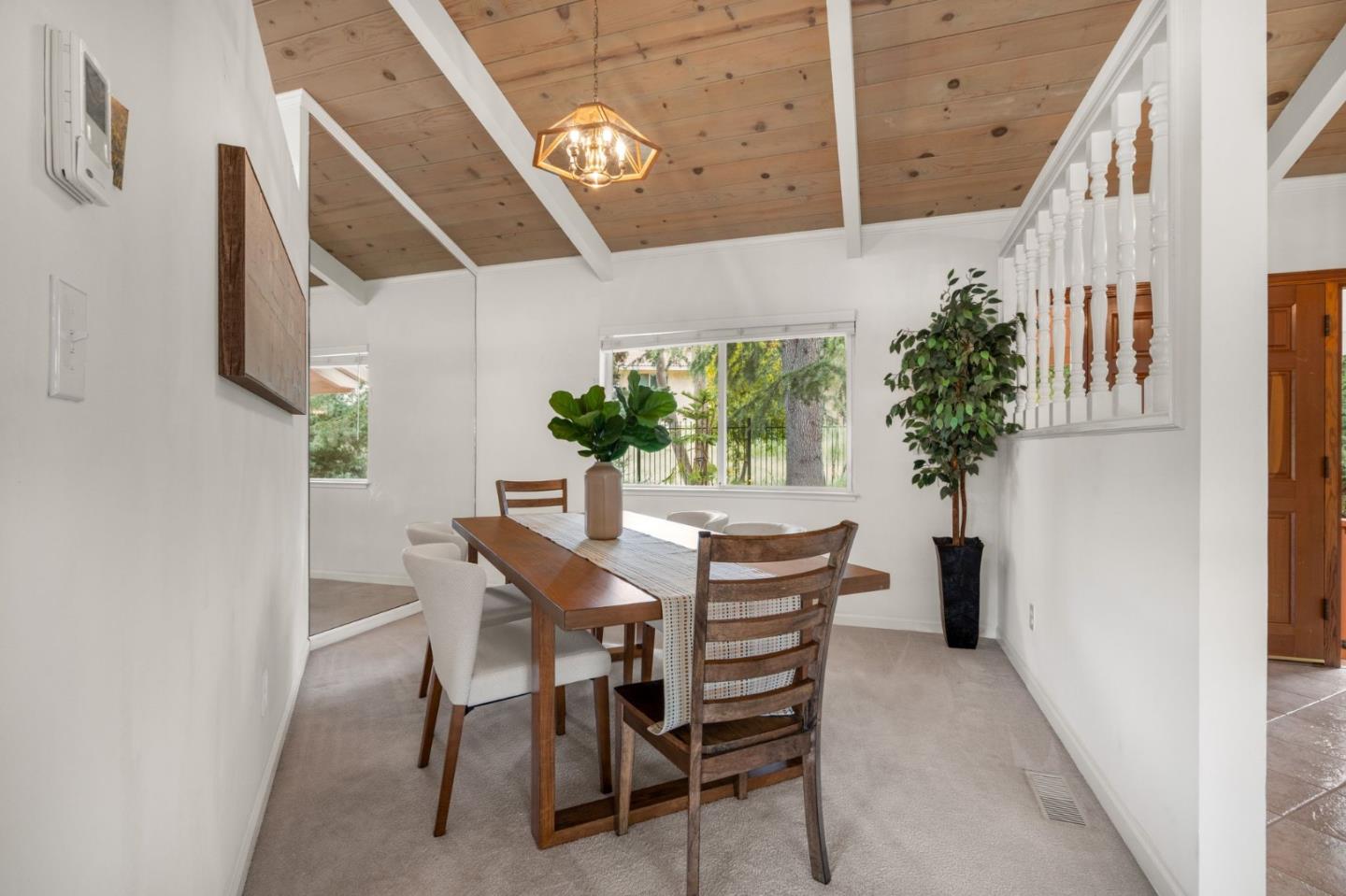 Detail Gallery Image 10 of 55 For 17121 Parkview Dr, Morgan Hill,  CA 95037 - 4 Beds | 3 Baths
