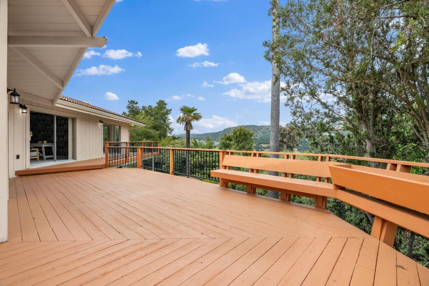 Detail Gallery Image 30 of 55 For 17121 Parkview Dr, Morgan Hill,  CA 95037 - 4 Beds | 3 Baths