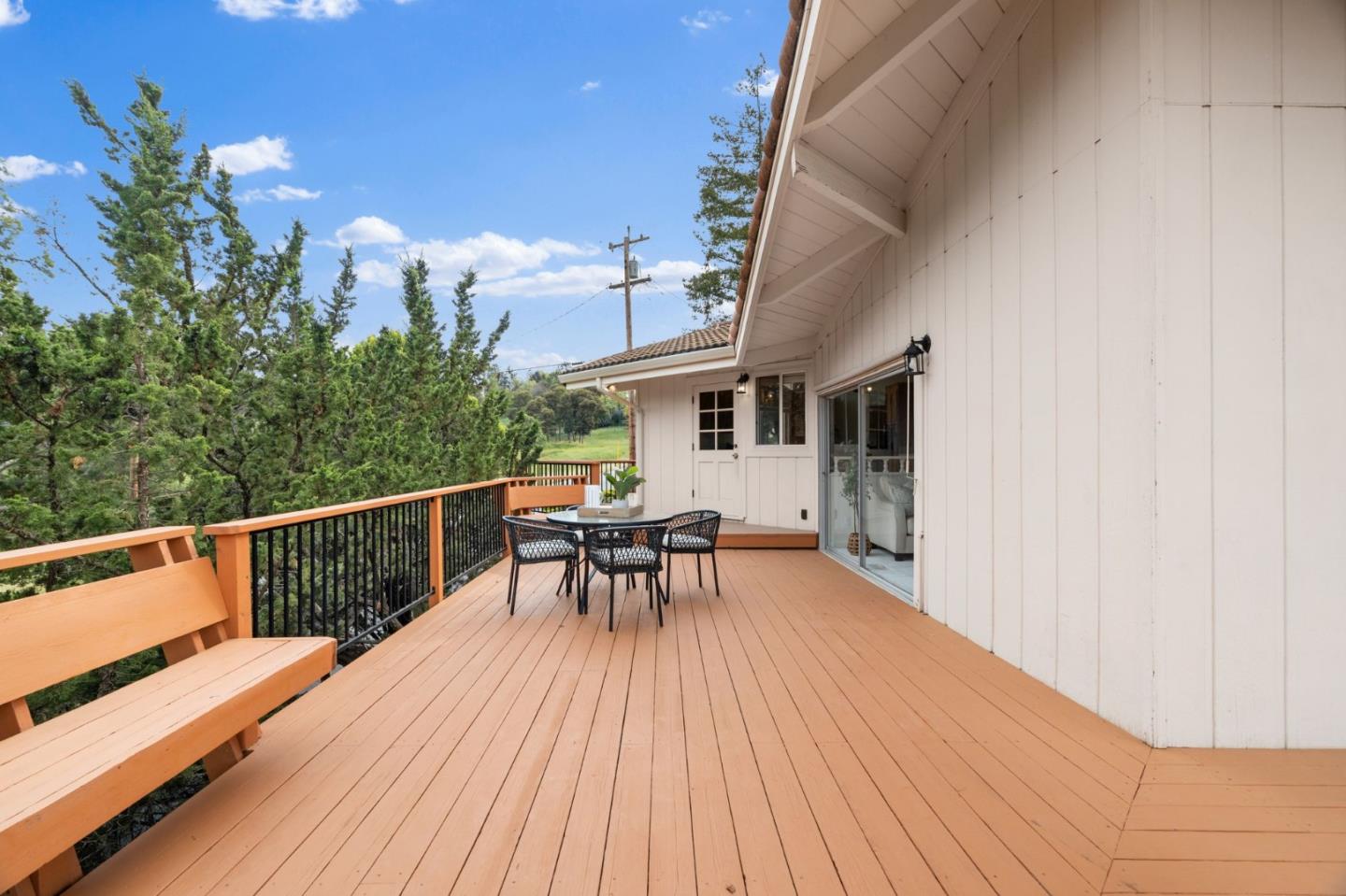 Detail Gallery Image 34 of 55 For 17121 Parkview Dr, Morgan Hill,  CA 95037 - 4 Beds | 3 Baths