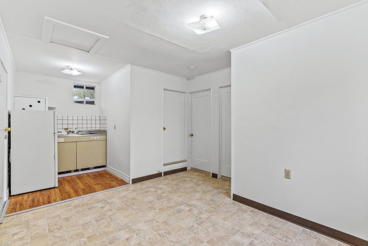 Detail Gallery Image 32 of 33 For 3915 Park Blvd, Palo Alto,  CA 94306 - 2 Beds | 1 Baths