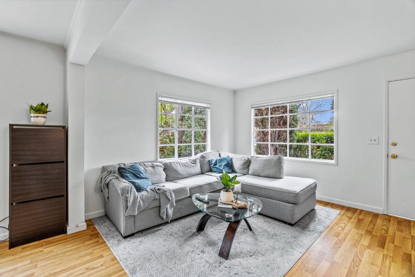 Detail Gallery Image 4 of 33 For 3915 Park Blvd, Palo Alto,  CA 94306 - 2 Beds | 1 Baths