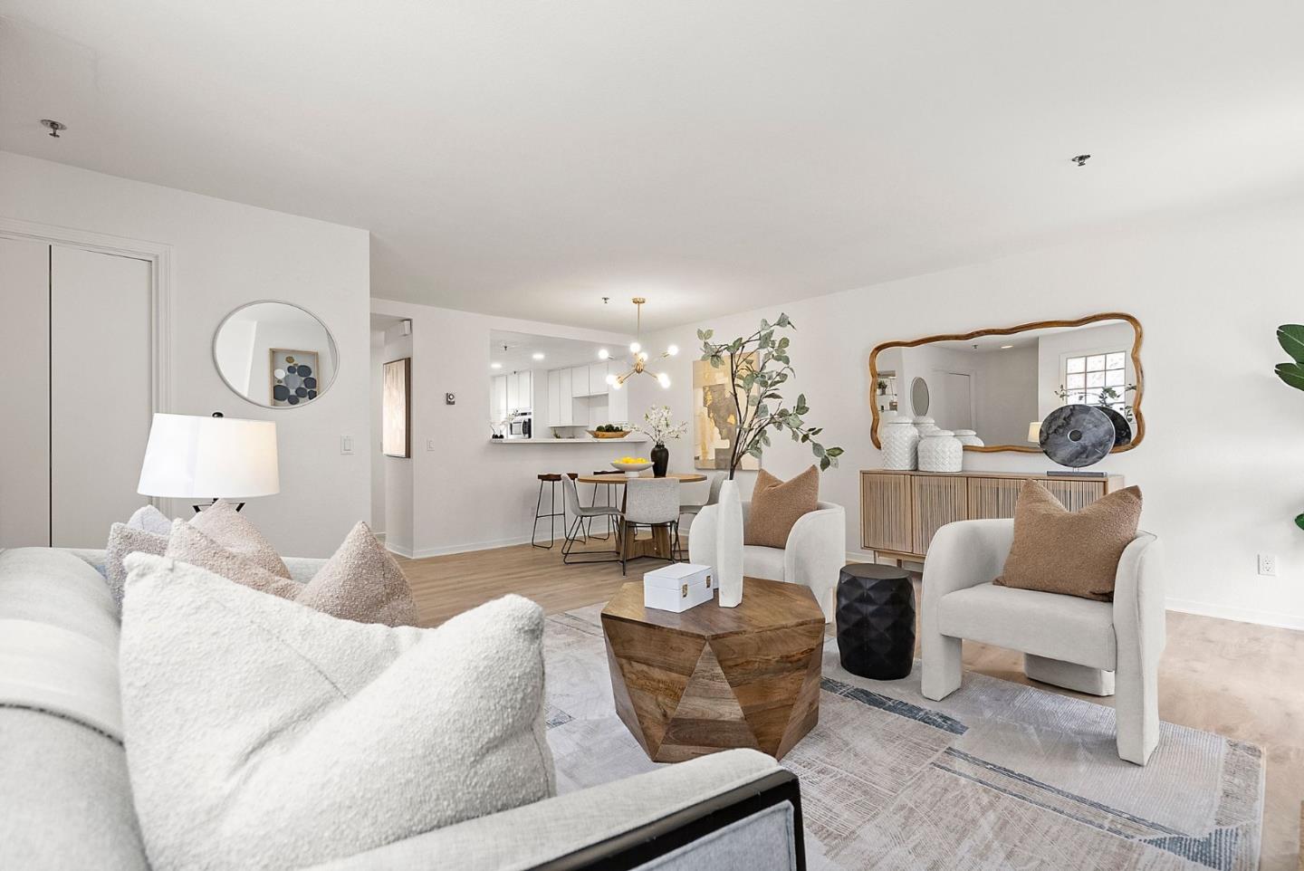 Detail Gallery Image 2 of 24 For 10236 Nile Dr, Cupertino,  CA 95014 - 1 Beds | 1 Baths