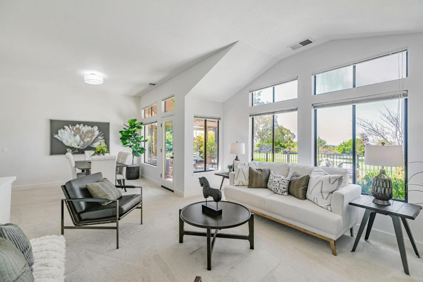 Detail Gallery Image 10 of 59 For 7534 Morevern Cir, San Jose,  CA 95135 - 2 Beds | 2 Baths