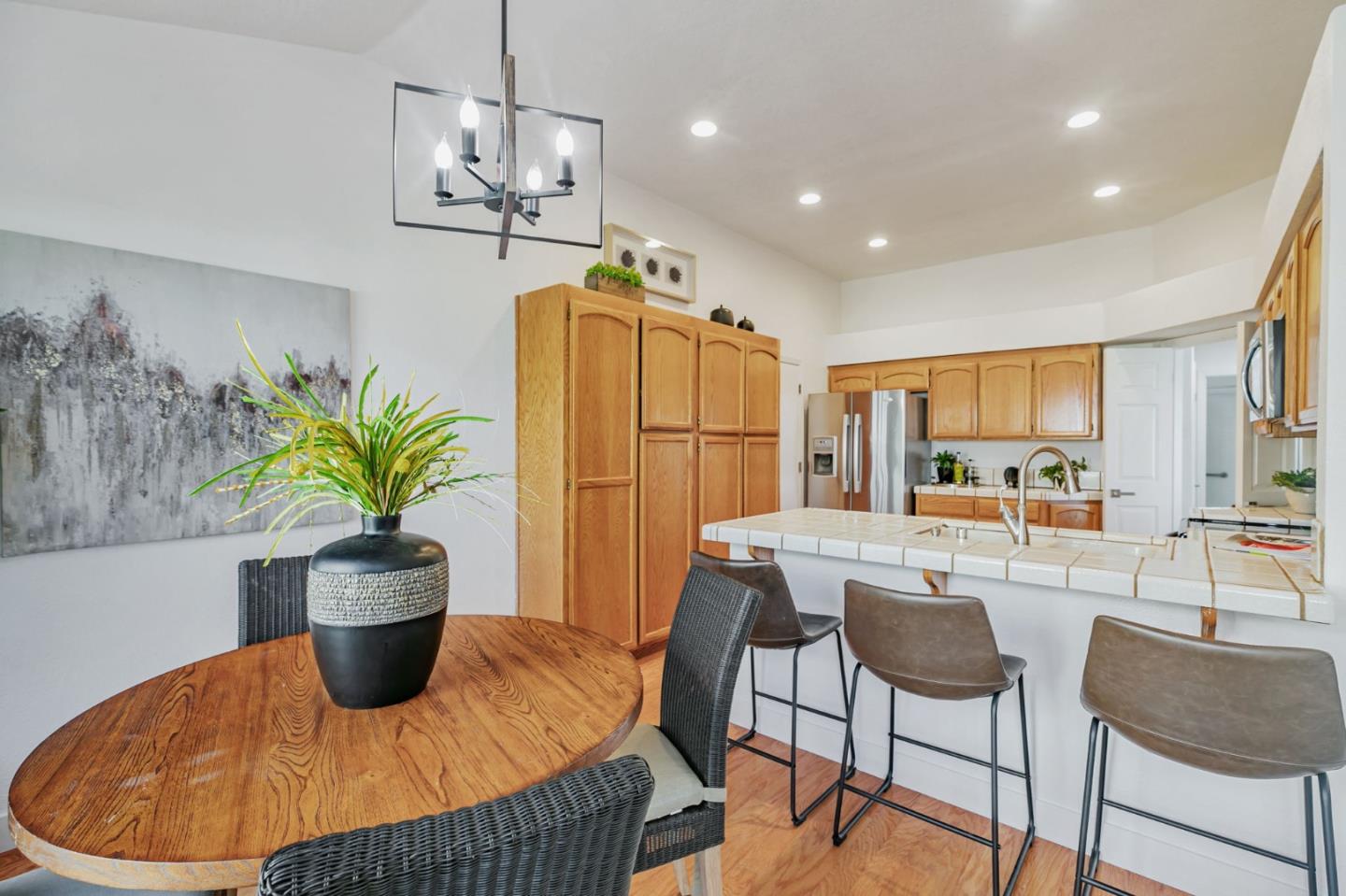 Detail Gallery Image 20 of 59 For 7534 Morevern Cir, San Jose,  CA 95135 - 2 Beds | 2 Baths