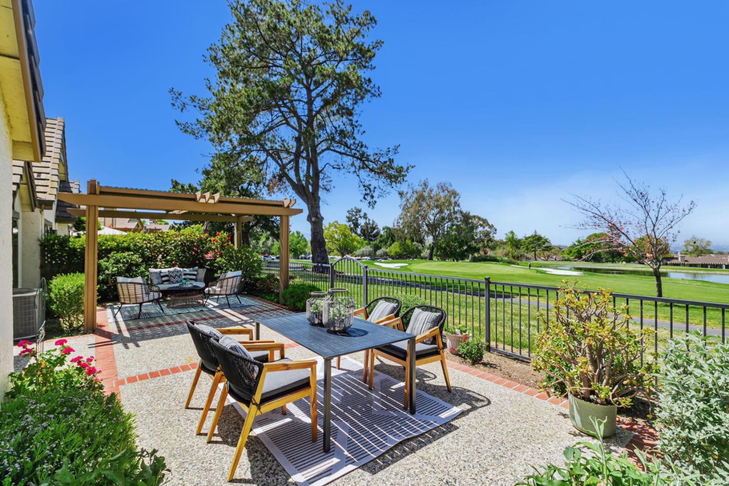 Detail Gallery Image 35 of 59 For 7534 Morevern Cir, San Jose,  CA 95135 - 2 Beds | 2 Baths