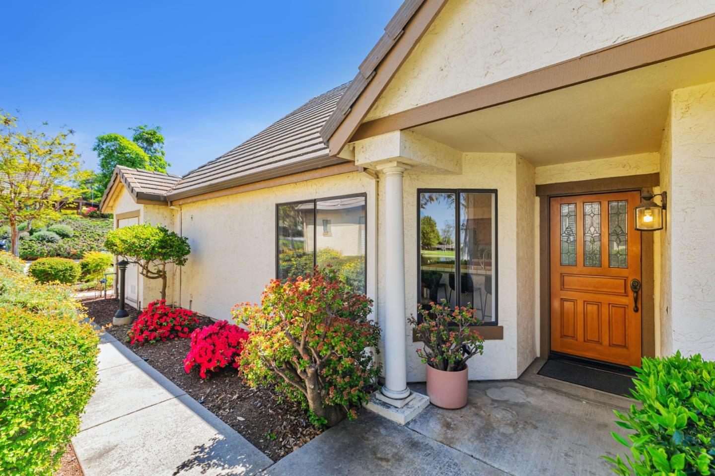 Detail Gallery Image 5 of 59 For 7534 Morevern Cir, San Jose,  CA 95135 - 2 Beds | 2 Baths