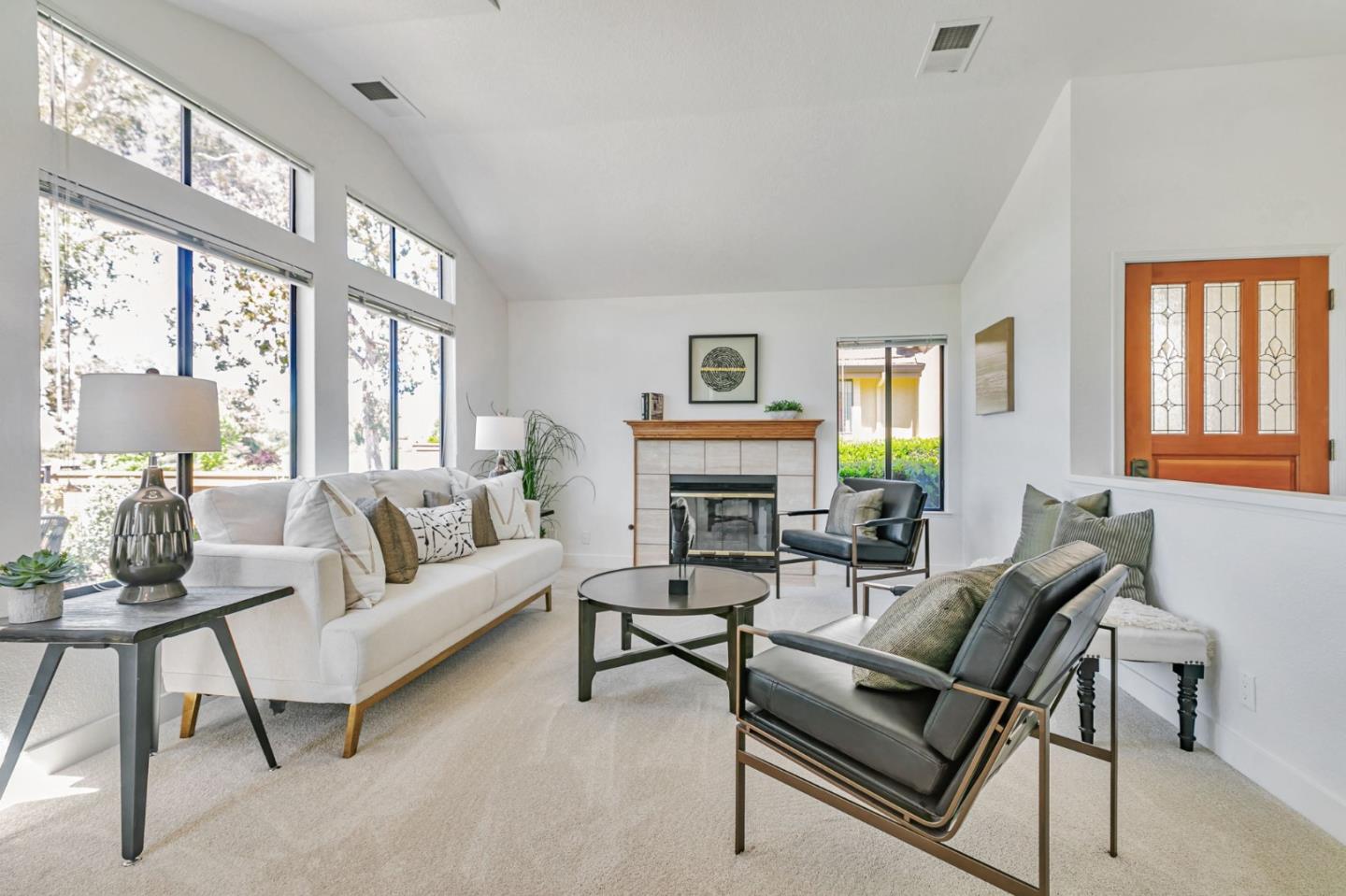Detail Gallery Image 8 of 59 For 7534 Morevern Cir, San Jose,  CA 95135 - 2 Beds | 2 Baths