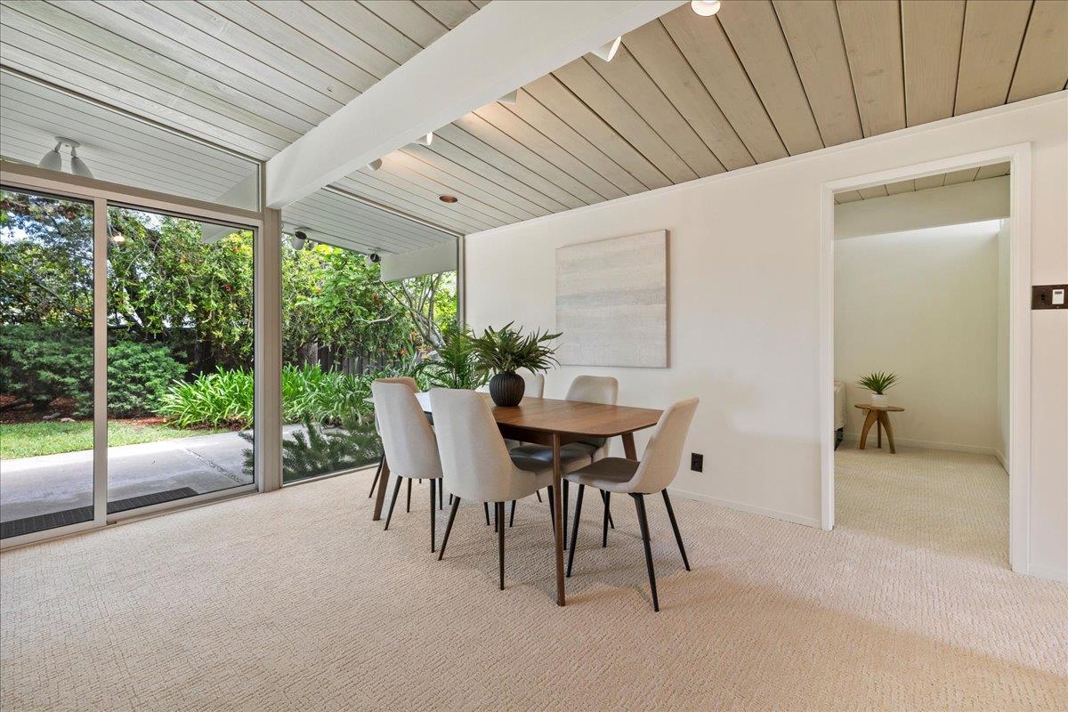 Detail Gallery Image 14 of 45 For 2441 Greer Rd, Palo Alto,  CA 94303 - 4 Beds | 2 Baths