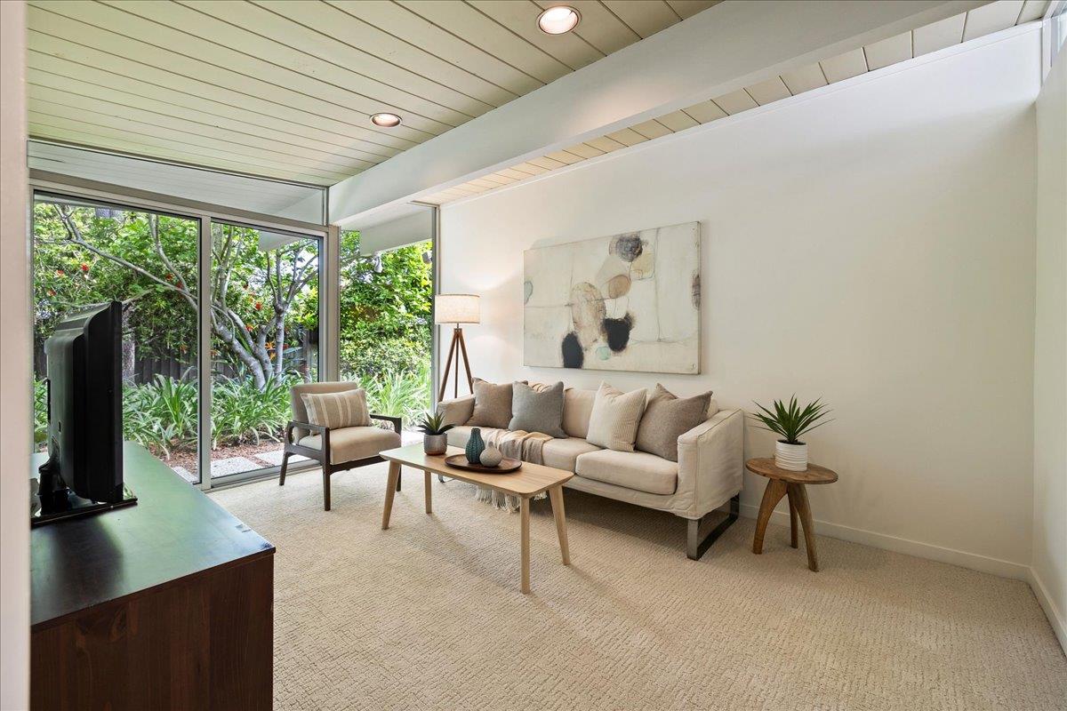 Detail Gallery Image 15 of 45 For 2441 Greer Rd, Palo Alto,  CA 94303 - 4 Beds | 2 Baths
