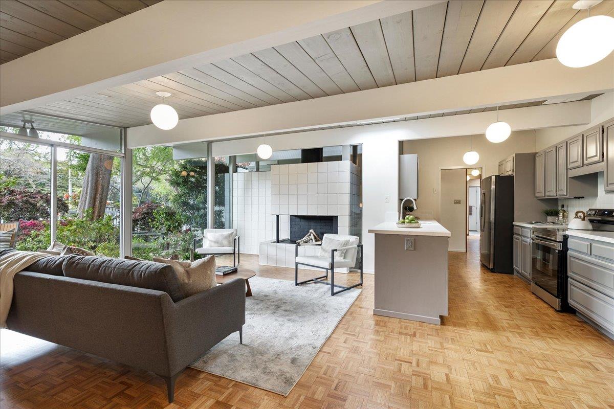 Detail Gallery Image 20 of 45 For 2441 Greer Rd, Palo Alto,  CA 94303 - 4 Beds | 2 Baths