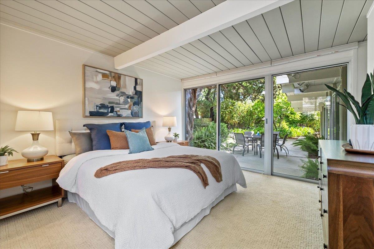 Detail Gallery Image 25 of 45 For 2441 Greer Rd, Palo Alto,  CA 94303 - 4 Beds | 2 Baths