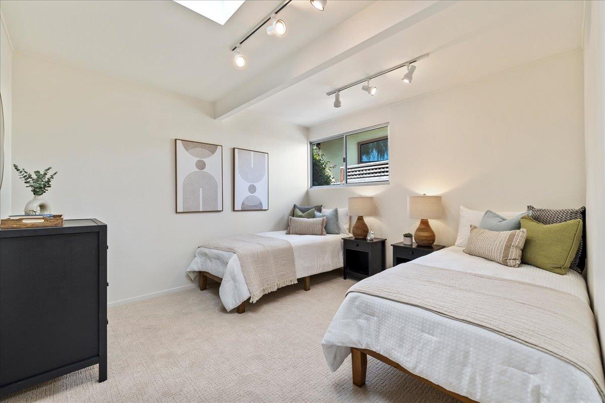 Detail Gallery Image 30 of 45 For 2441 Greer Rd, Palo Alto,  CA 94303 - 4 Beds | 2 Baths