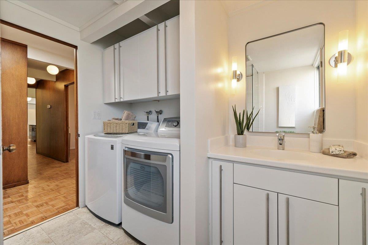 Detail Gallery Image 34 of 45 For 2441 Greer Rd, Palo Alto,  CA 94303 - 4 Beds | 2 Baths