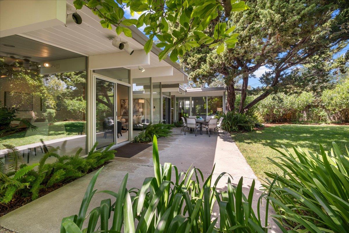 Detail Gallery Image 36 of 45 For 2441 Greer Rd, Palo Alto,  CA 94303 - 4 Beds | 2 Baths