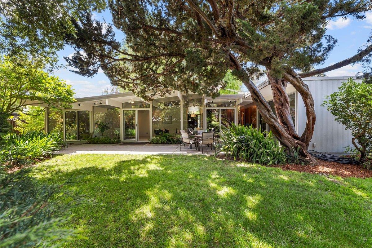 Detail Gallery Image 42 of 45 For 2441 Greer Rd, Palo Alto,  CA 94303 - 4 Beds | 2 Baths