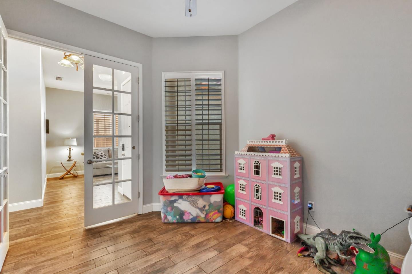 Detail Gallery Image 22 of 34 For 839 S Susan Ave, Kerman,  CA 93630 - 4 Beds | 2 Baths
