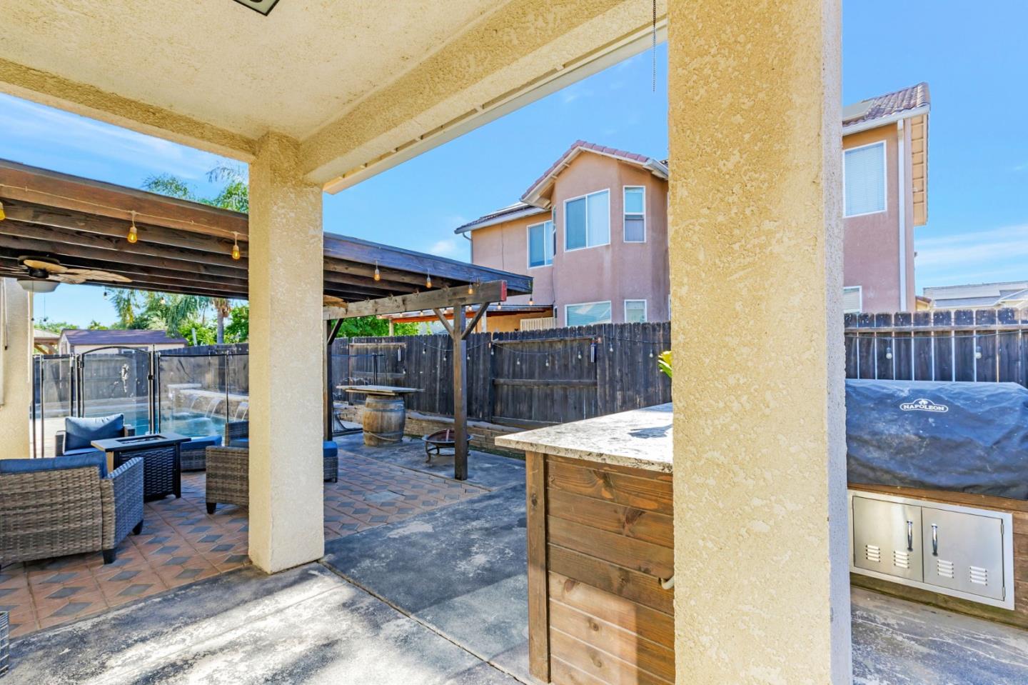 Detail Gallery Image 27 of 34 For 839 S Susan Ave, Kerman,  CA 93630 - 4 Beds | 2 Baths