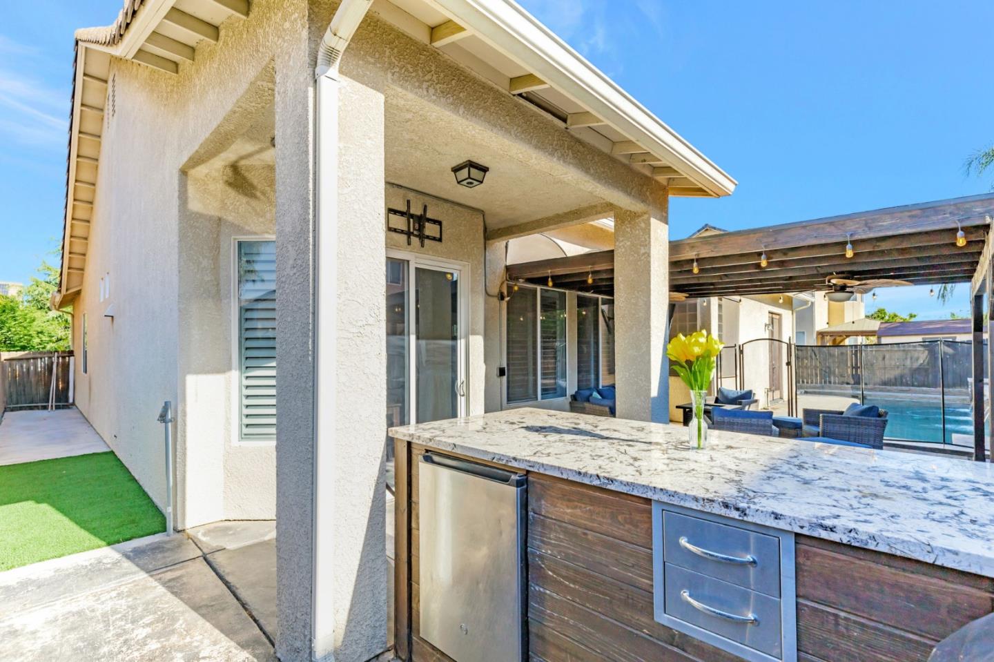 Detail Gallery Image 28 of 34 For 839 S Susan Ave, Kerman,  CA 93630 - 4 Beds | 2 Baths