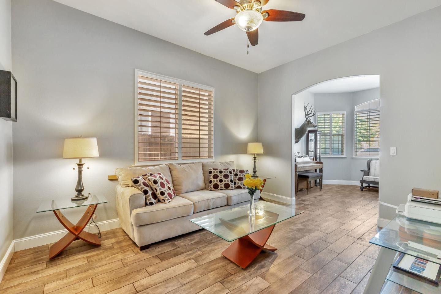Detail Gallery Image 9 of 34 For 839 S Susan Ave, Kerman,  CA 93630 - 4 Beds | 2 Baths
