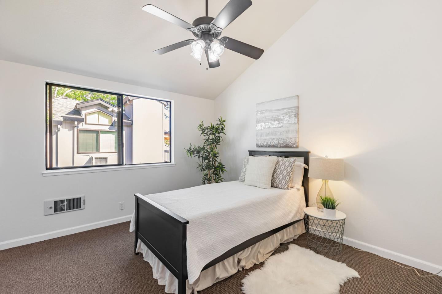 Detail Gallery Image 17 of 33 For 188 Sunwood Meadows Pl, San Jose,  CA 95119 - 2 Beds | 2 Baths