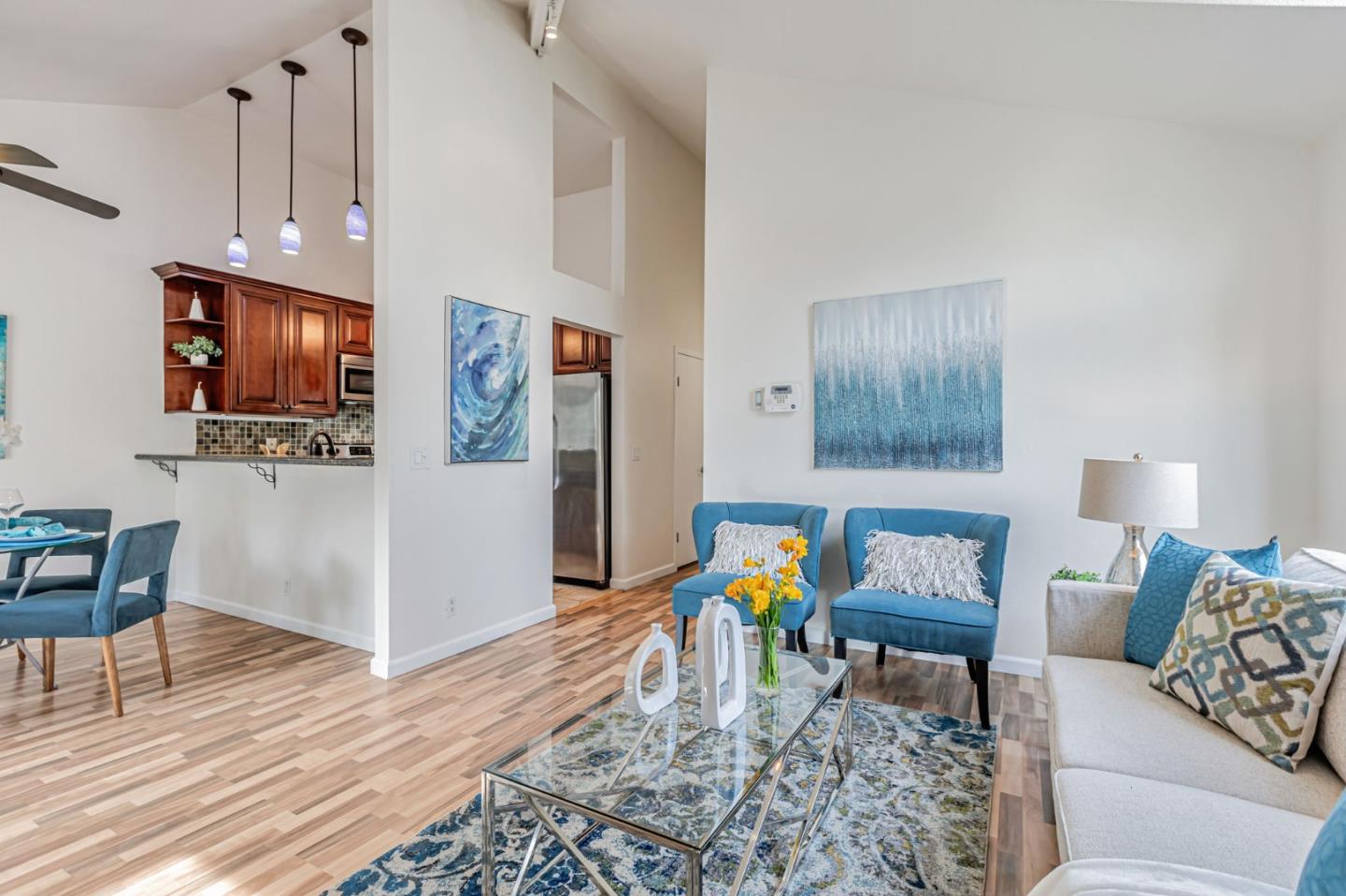 Detail Gallery Image 3 of 33 For 188 Sunwood Meadows Pl, San Jose,  CA 95119 - 2 Beds | 2 Baths