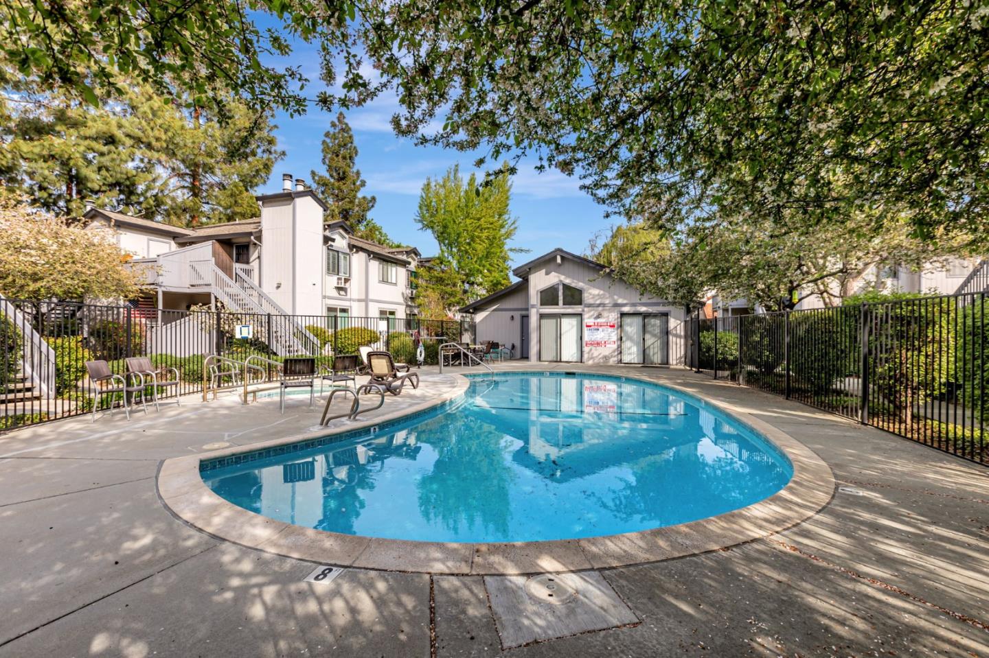 Detail Gallery Image 30 of 33 For 188 Sunwood Meadows Pl, San Jose,  CA 95119 - 2 Beds | 2 Baths