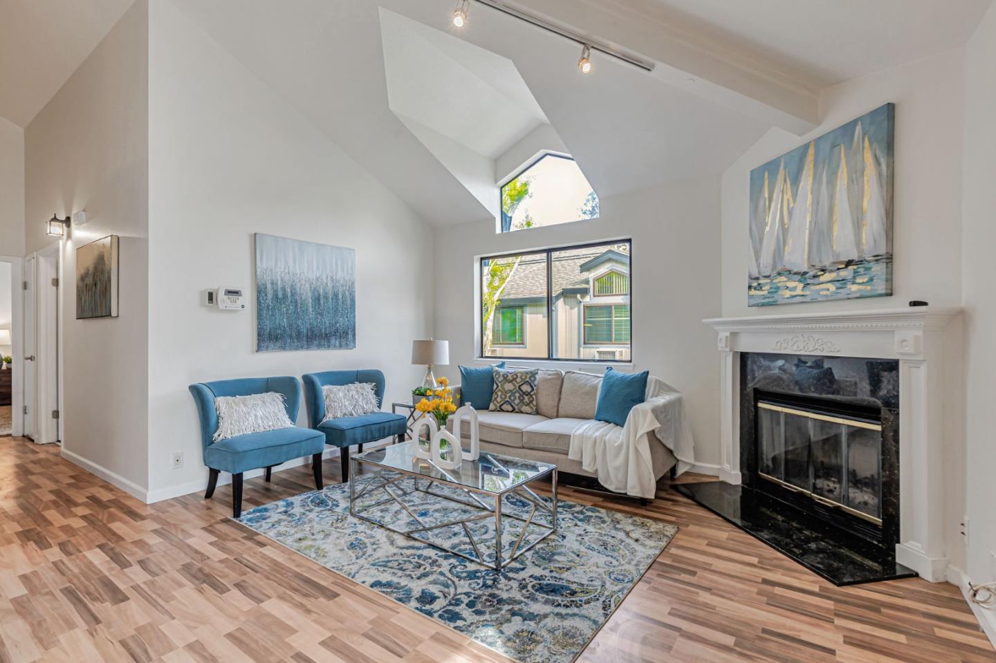 Detail Gallery Image 4 of 33 For 188 Sunwood Meadows Pl, San Jose,  CA 95119 - 2 Beds | 2 Baths