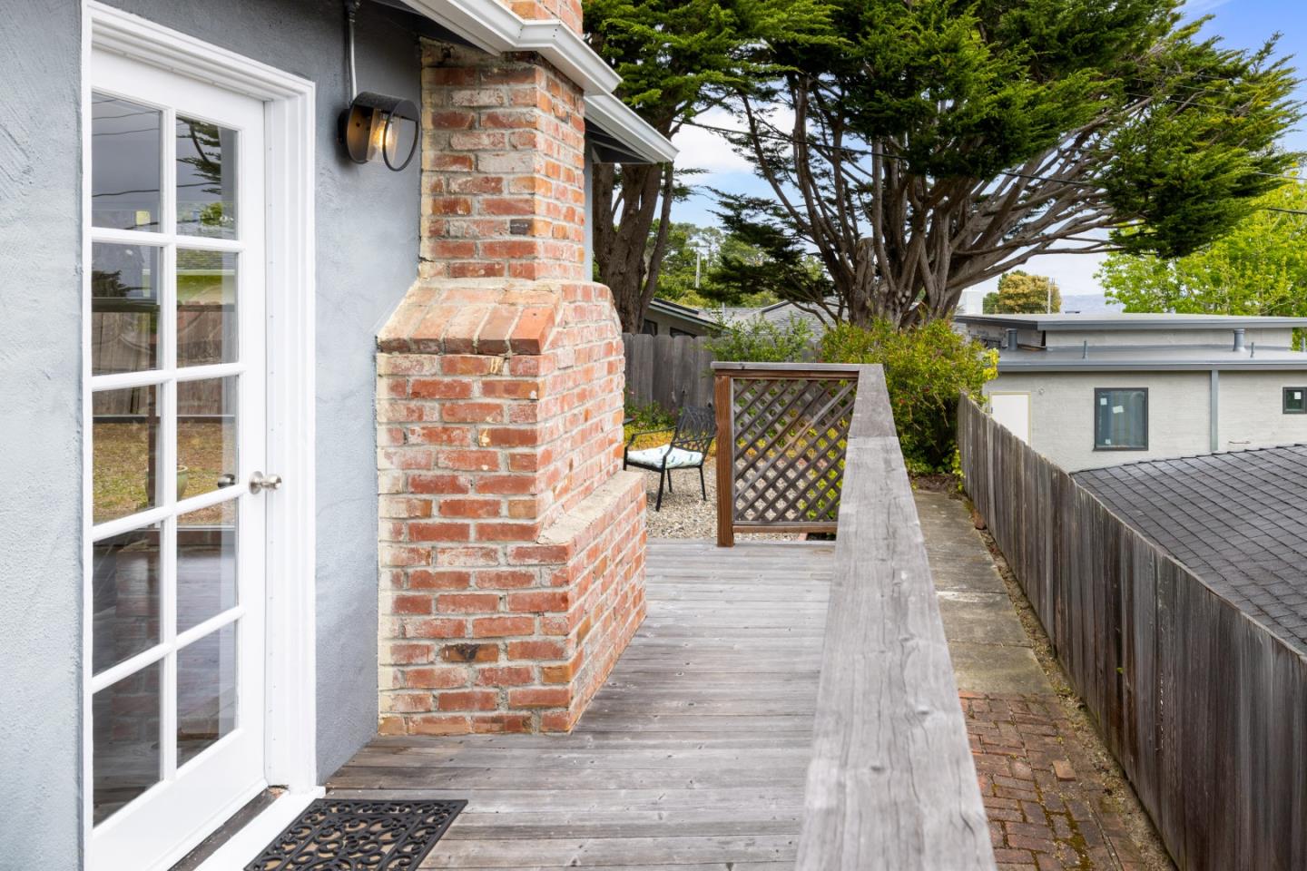 Detail Gallery Image 23 of 27 For 604 Mar Vista Dr, Monterey,  CA 93940 - 3 Beds | 2 Baths