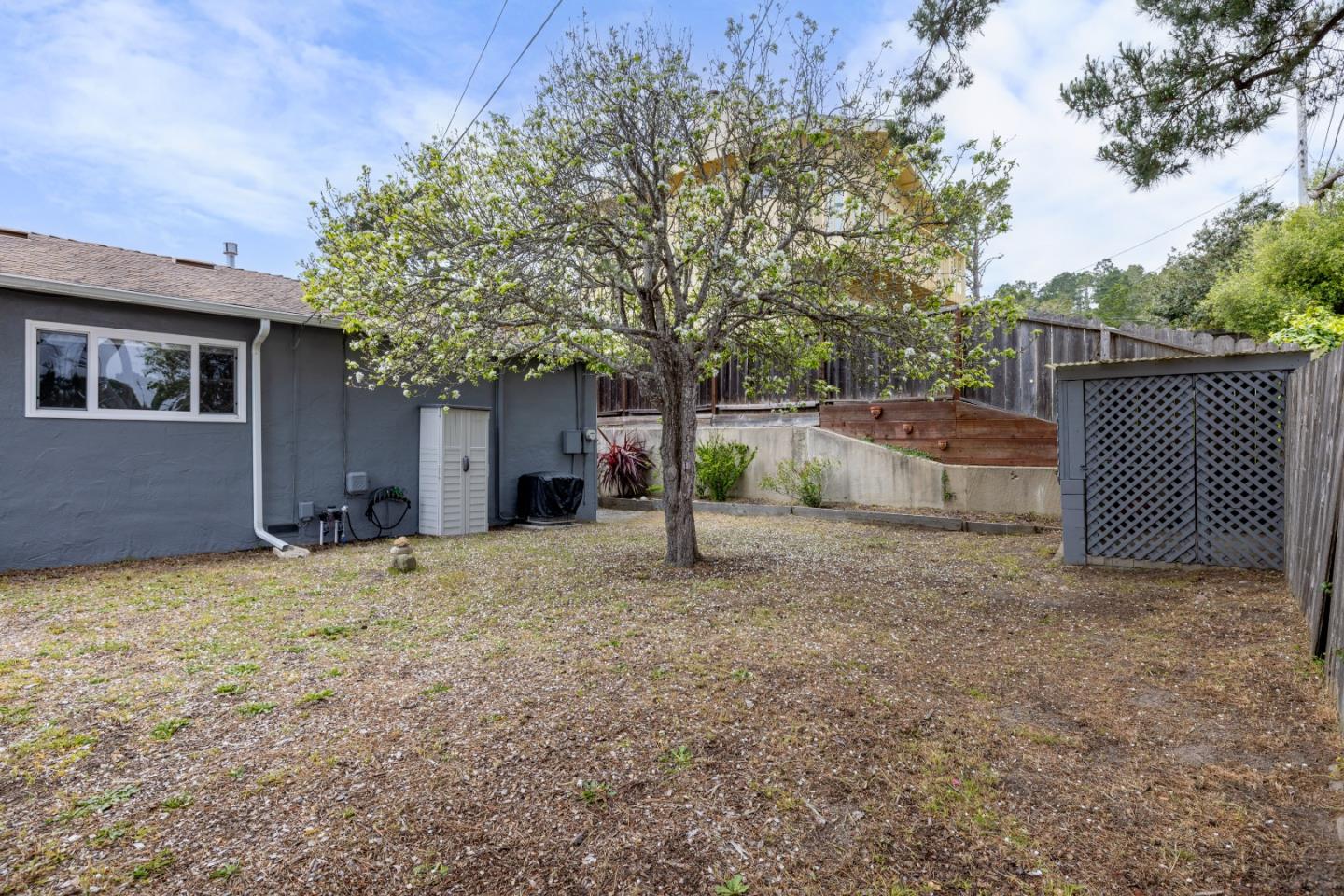 Detail Gallery Image 26 of 27 For 604 Mar Vista Dr, Monterey,  CA 93940 - 3 Beds | 2 Baths