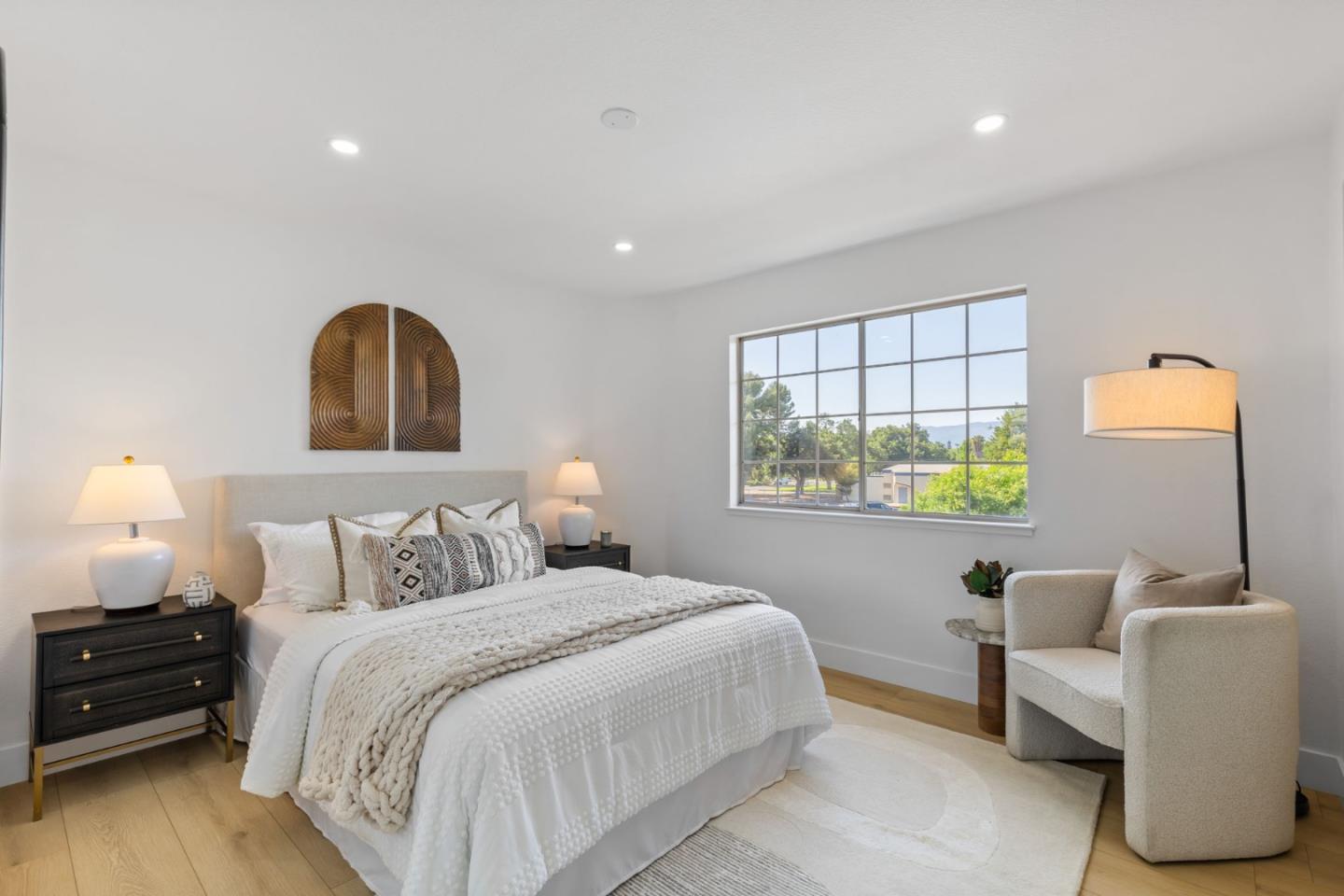 Detail Gallery Image 13 of 27 For 721 Hibiscus Pl, San Jose,  CA 95117 - 3 Beds | 2/1 Baths