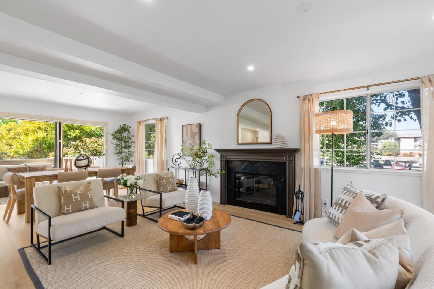 Detail Gallery Image 3 of 27 For 721 Hibiscus Pl, San Jose,  CA 95117 - 3 Beds | 2/1 Baths