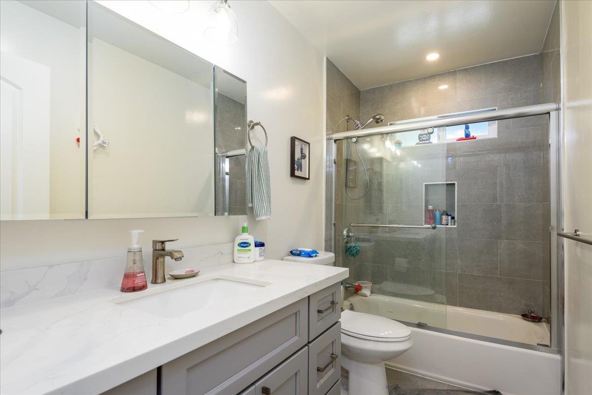 Detail Gallery Image 16 of 26 For 1089 Annapolis Dr, San Mateo,  CA 94403 - 3 Beds | 2 Baths