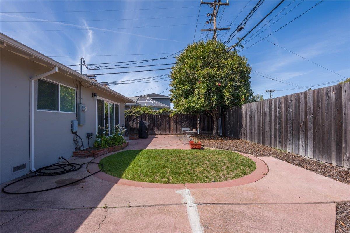 Detail Gallery Image 19 of 26 For 1089 Annapolis Dr, San Mateo,  CA 94403 - 3 Beds | 2 Baths