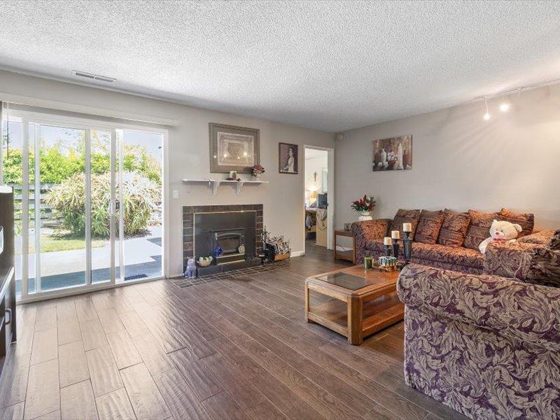 Detail Gallery Image 23 of 32 For 74 Meadow Ter, Watsonville,  CA 95076 - 3 Beds | 2 Baths