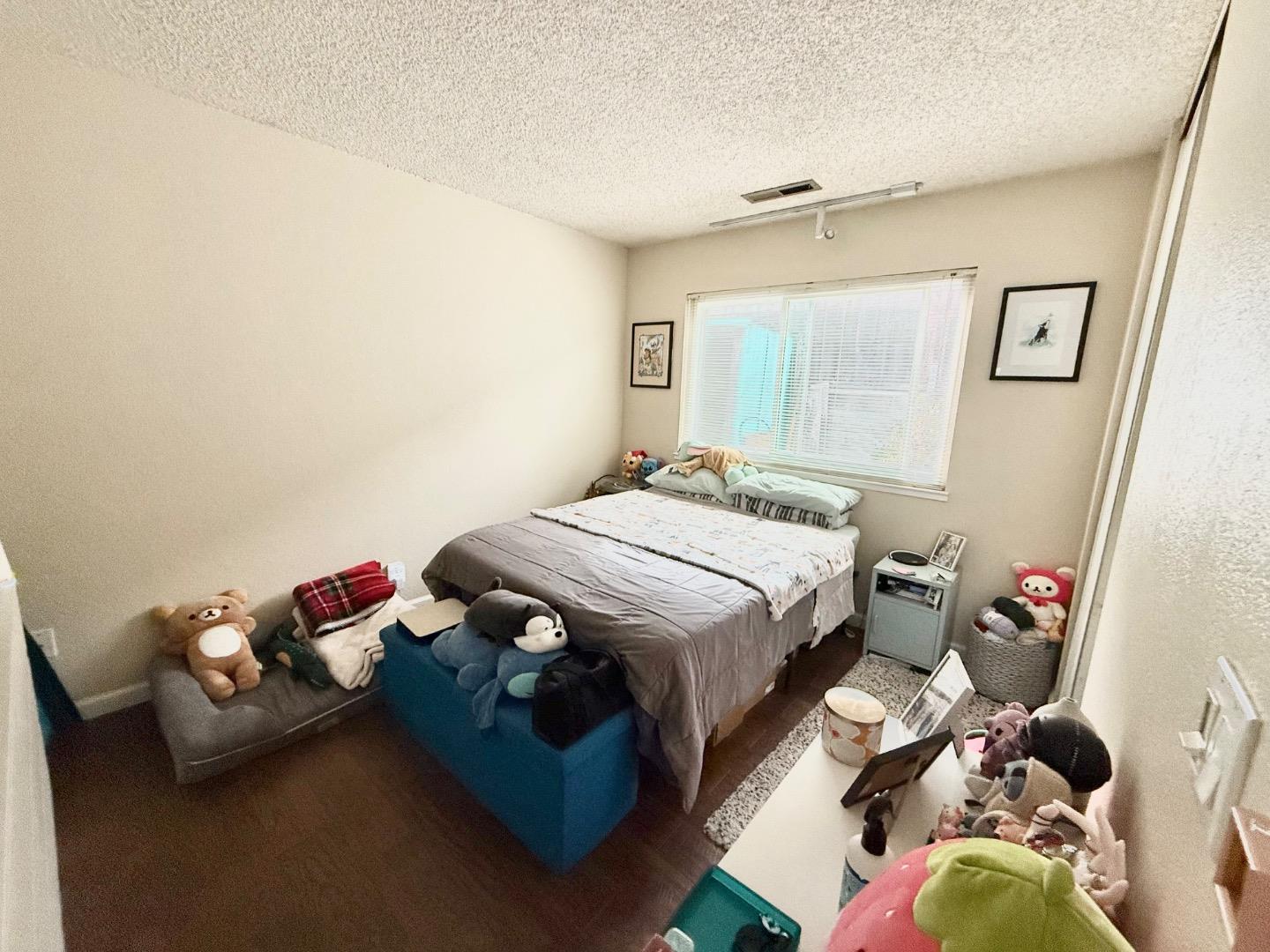 Detail Gallery Image 6 of 19 For 74 Meadow Ter, Watsonville,  CA 95076 - 3 Beds | 2 Baths