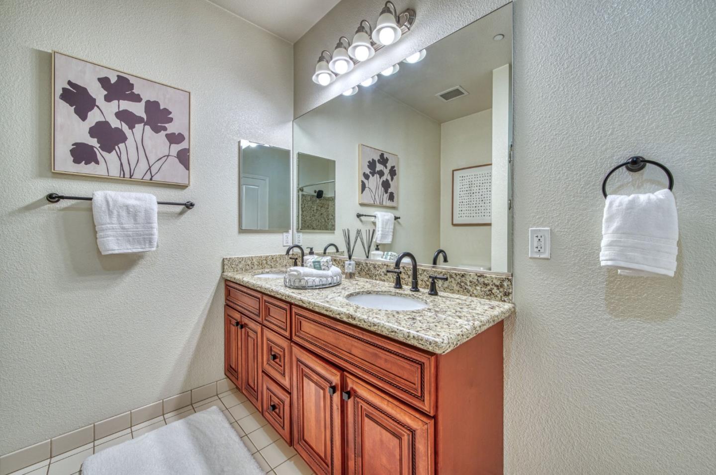Detail Gallery Image 18 of 39 For 1445 Fruitdale Ave #101,  San Jose,  CA 95128 - 1 Beds | 1 Baths