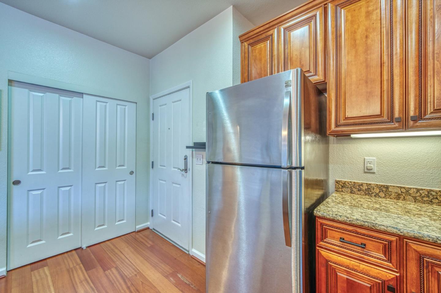 Detail Gallery Image 22 of 39 For 1445 Fruitdale Ave #101,  San Jose,  CA 95128 - 1 Beds | 1 Baths