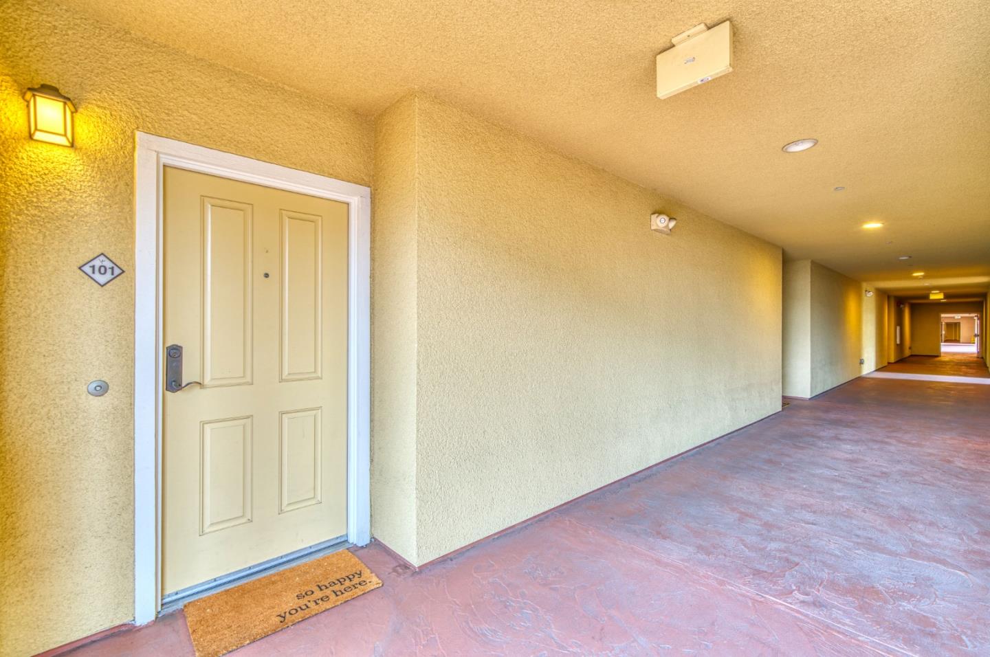 Detail Gallery Image 23 of 39 For 1445 Fruitdale Ave #101,  San Jose,  CA 95128 - 1 Beds | 1 Baths