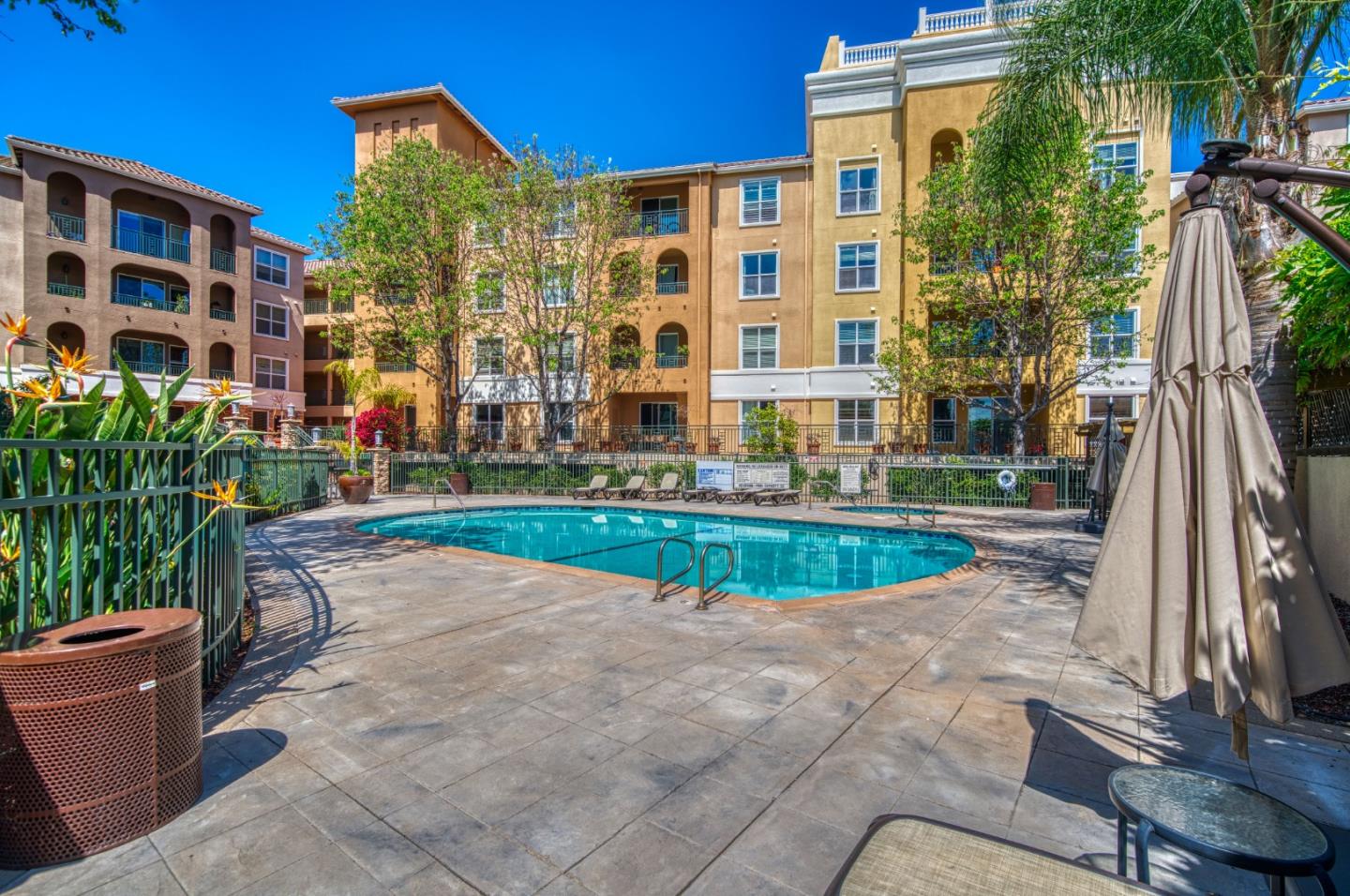 Detail Gallery Image 33 of 39 For 1445 Fruitdale Ave #101,  San Jose,  CA 95128 - 1 Beds | 1 Baths