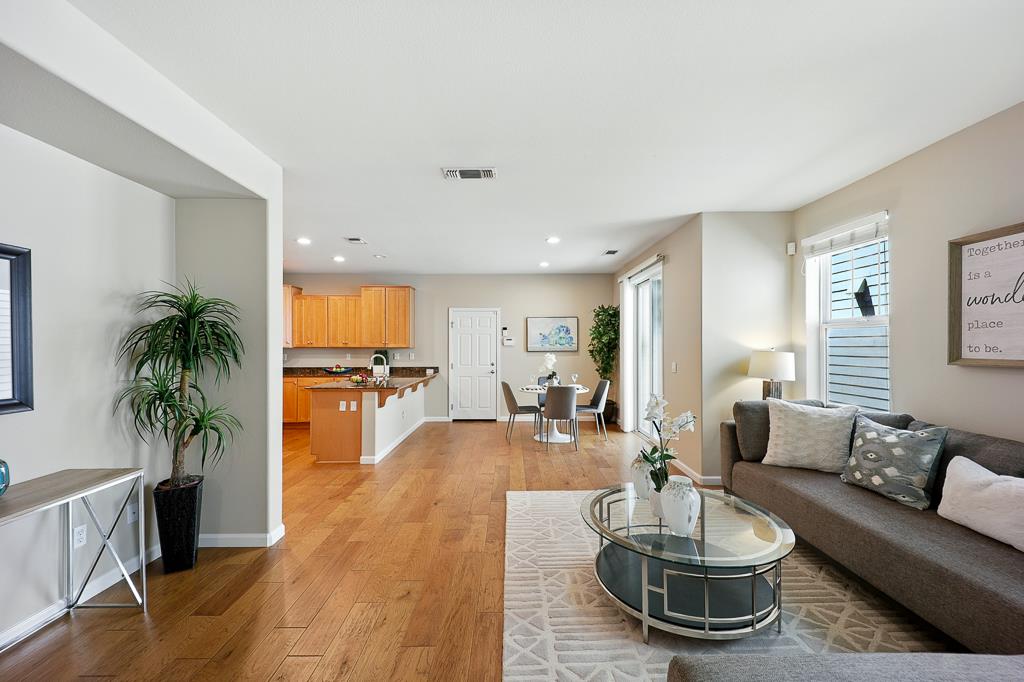 Detail Gallery Image 20 of 60 For 670 Woodland Ter, San Jose,  CA 95112 - 4 Beds | 2/1 Baths