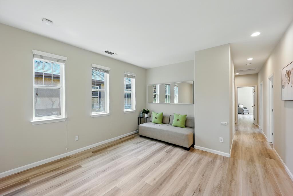 Detail Gallery Image 44 of 60 For 670 Woodland Ter, San Jose,  CA 95112 - 4 Beds | 2/1 Baths