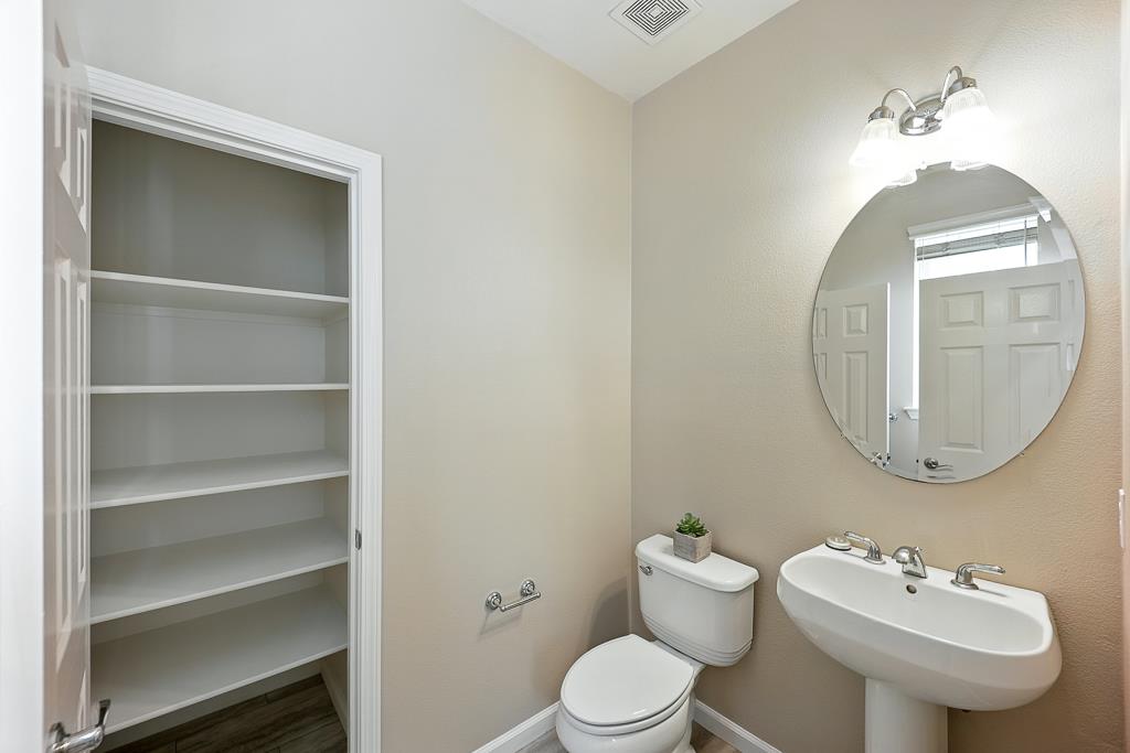 Detail Gallery Image 45 of 60 For 670 Woodland Ter, San Jose,  CA 95112 - 4 Beds | 2/1 Baths