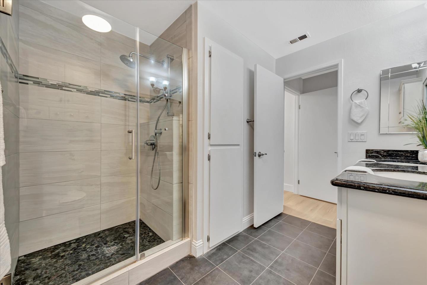 Detail Gallery Image 14 of 25 For 1400 Bowe Ave #306,  Santa Clara,  CA 95051 - 2 Beds | 2 Baths