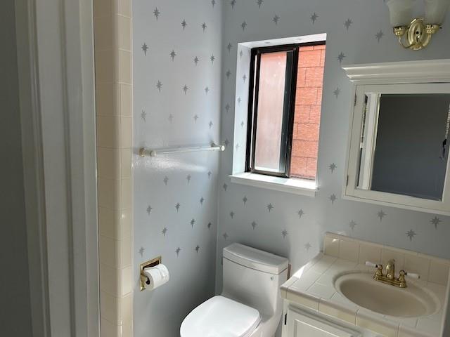 Detail Gallery Image 7 of 12 For 157 Frederick St, Santa Cruz,  CA 95062 - 3 Beds | 2/1 Baths