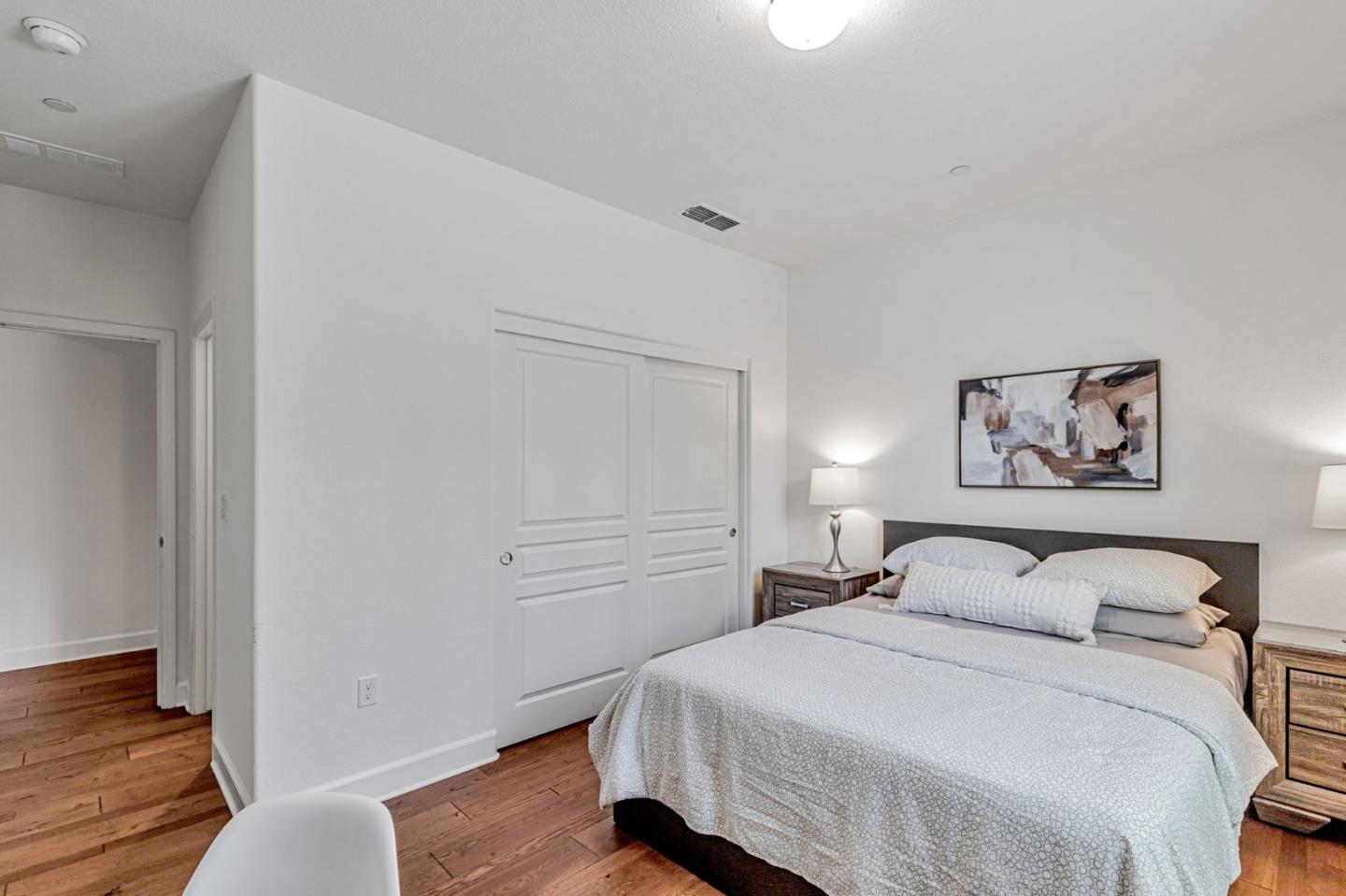 Detail Gallery Image 13 of 45 For 2888 Lemon Grass Ln, Gilroy,  CA 95020 - 5 Beds | 4/1 Baths