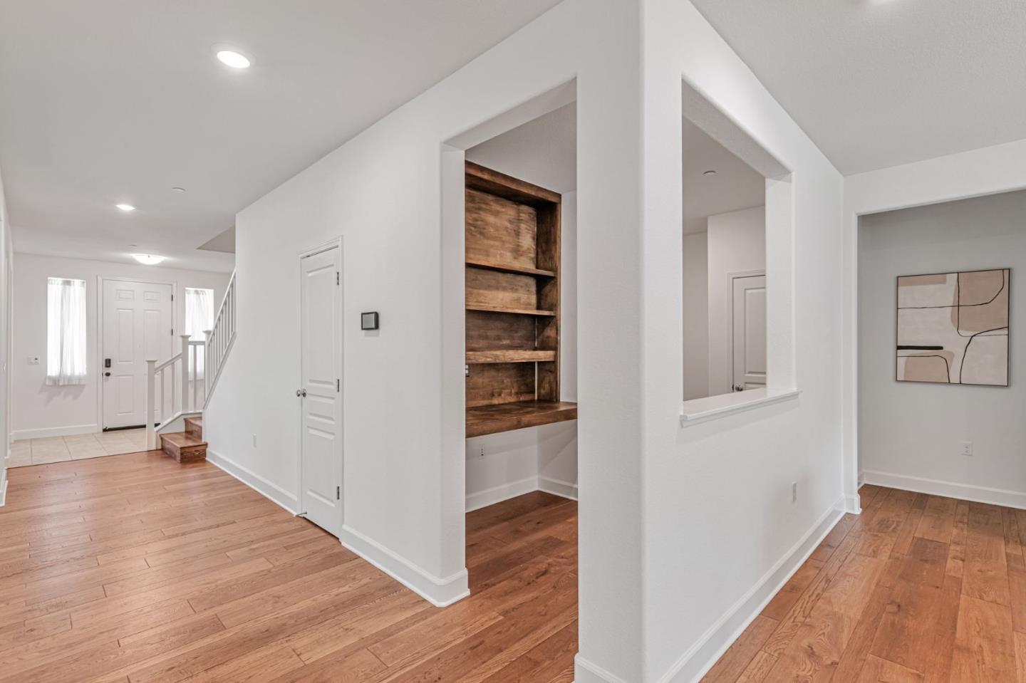 Detail Gallery Image 16 of 45 For 2888 Lemon Grass Ln, Gilroy,  CA 95020 - 5 Beds | 4/1 Baths