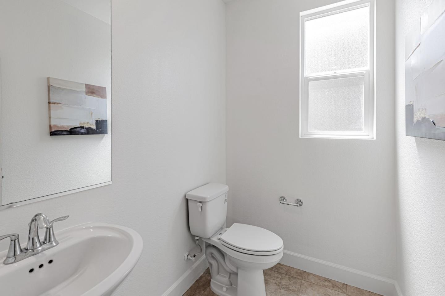 Detail Gallery Image 18 of 45 For 2888 Lemon Grass Ln, Gilroy,  CA 95020 - 5 Beds | 4/1 Baths
