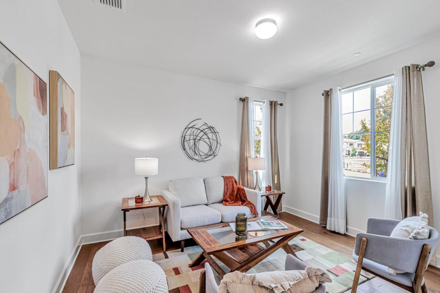 Detail Gallery Image 2 of 45 For 2888 Lemon Grass Ln, Gilroy,  CA 95020 - 5 Beds | 4/1 Baths