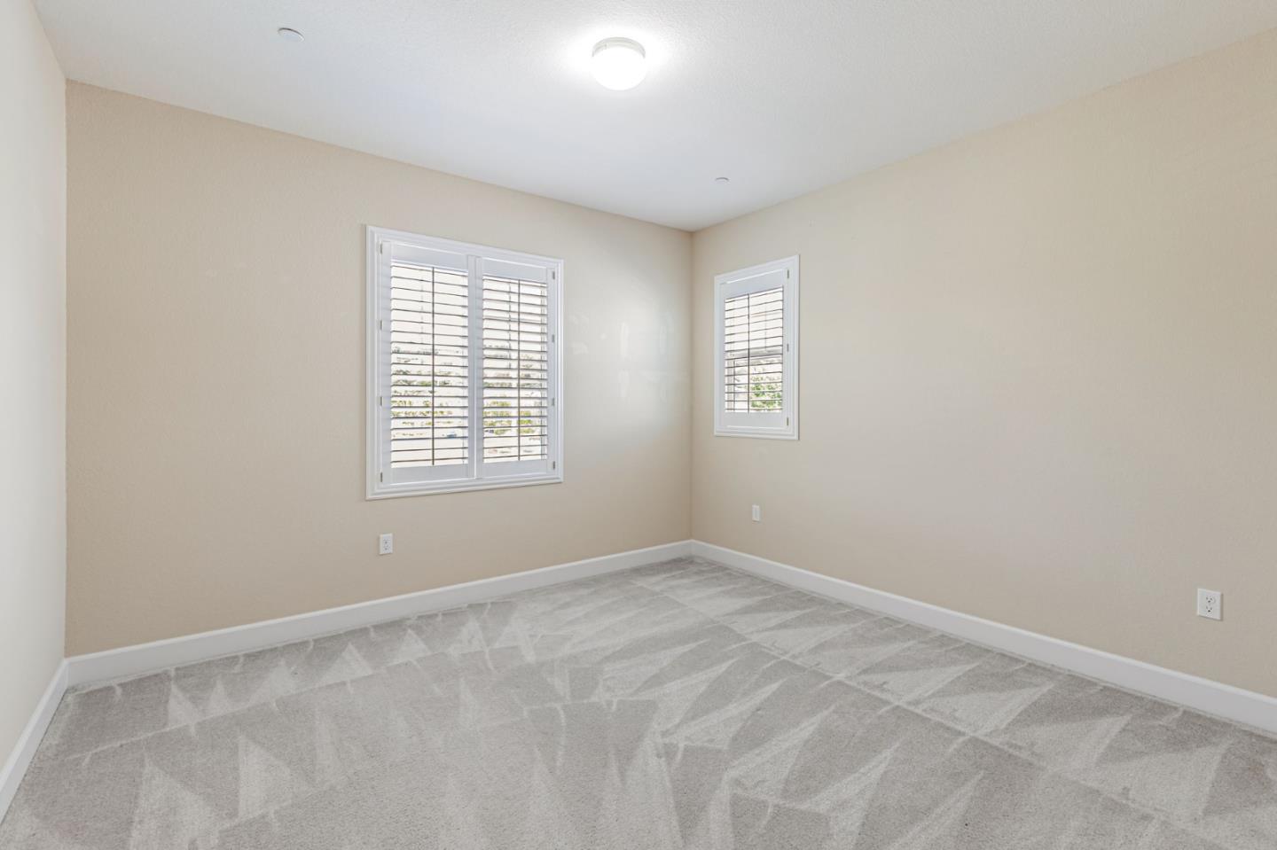 Detail Gallery Image 28 of 45 For 2888 Lemon Grass Ln, Gilroy,  CA 95020 - 5 Beds | 4/1 Baths